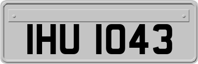 IHU1043