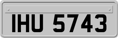 IHU5743