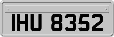 IHU8352
