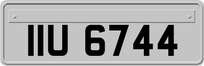 IIU6744