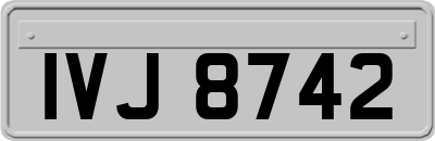 IVJ8742