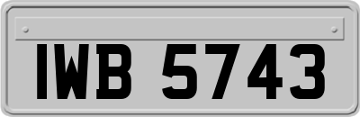 IWB5743