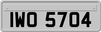 IWO5704