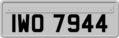 IWO7944