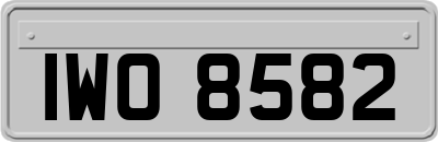 IWO8582