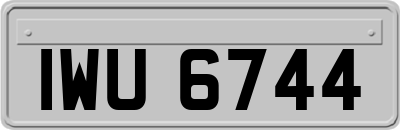 IWU6744