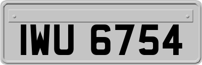 IWU6754