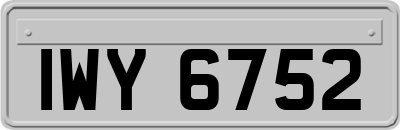 IWY6752