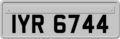 IYR6744