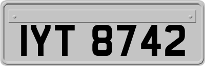 IYT8742