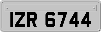 IZR6744