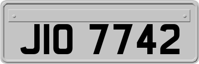 JIO7742