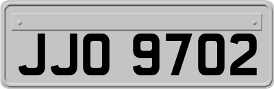 JJO9702