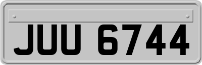 JUU6744
