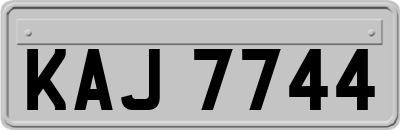 KAJ7744