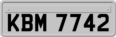 KBM7742