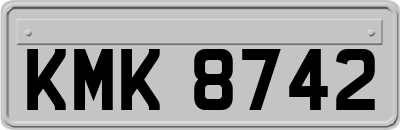 KMK8742