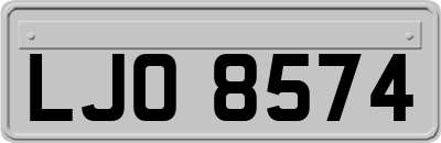 LJO8574