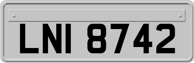 LNI8742