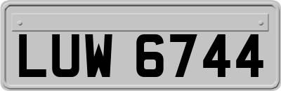 LUW6744