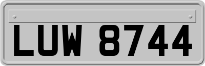 LUW8744