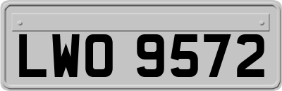 LWO9572