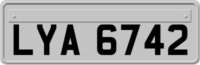 LYA6742