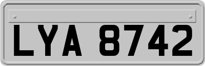 LYA8742