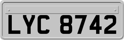 LYC8742