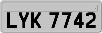 LYK7742