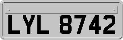 LYL8742