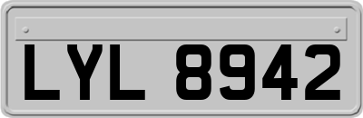 LYL8942