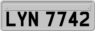 LYN7742