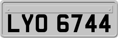 LYO6744