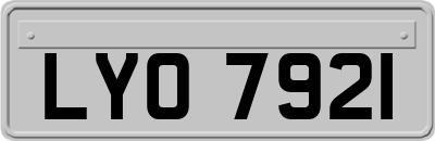 LYO7921