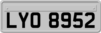 LYO8952