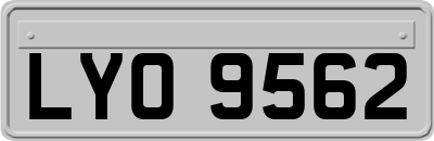 LYO9562
