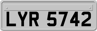 LYR5742