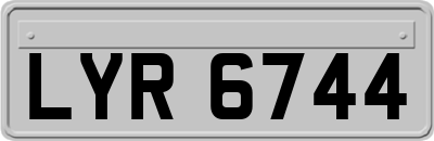 LYR6744