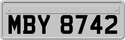 MBY8742