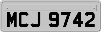 MCJ9742