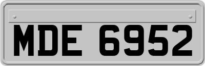MDE6952