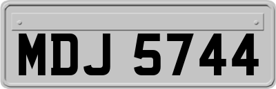 MDJ5744