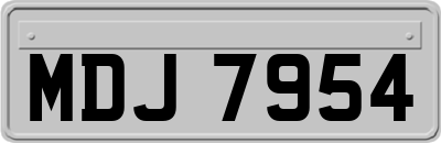 MDJ7954