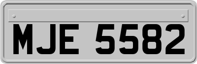 MJE5582