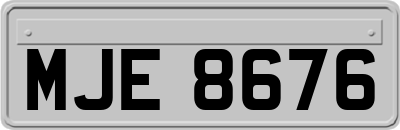 MJE8676