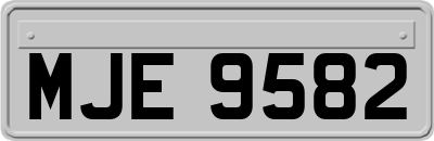 MJE9582