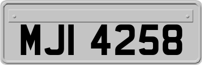 MJI4258
