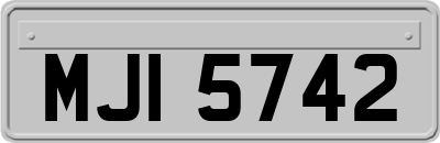 MJI5742
