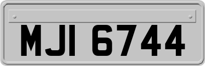 MJI6744